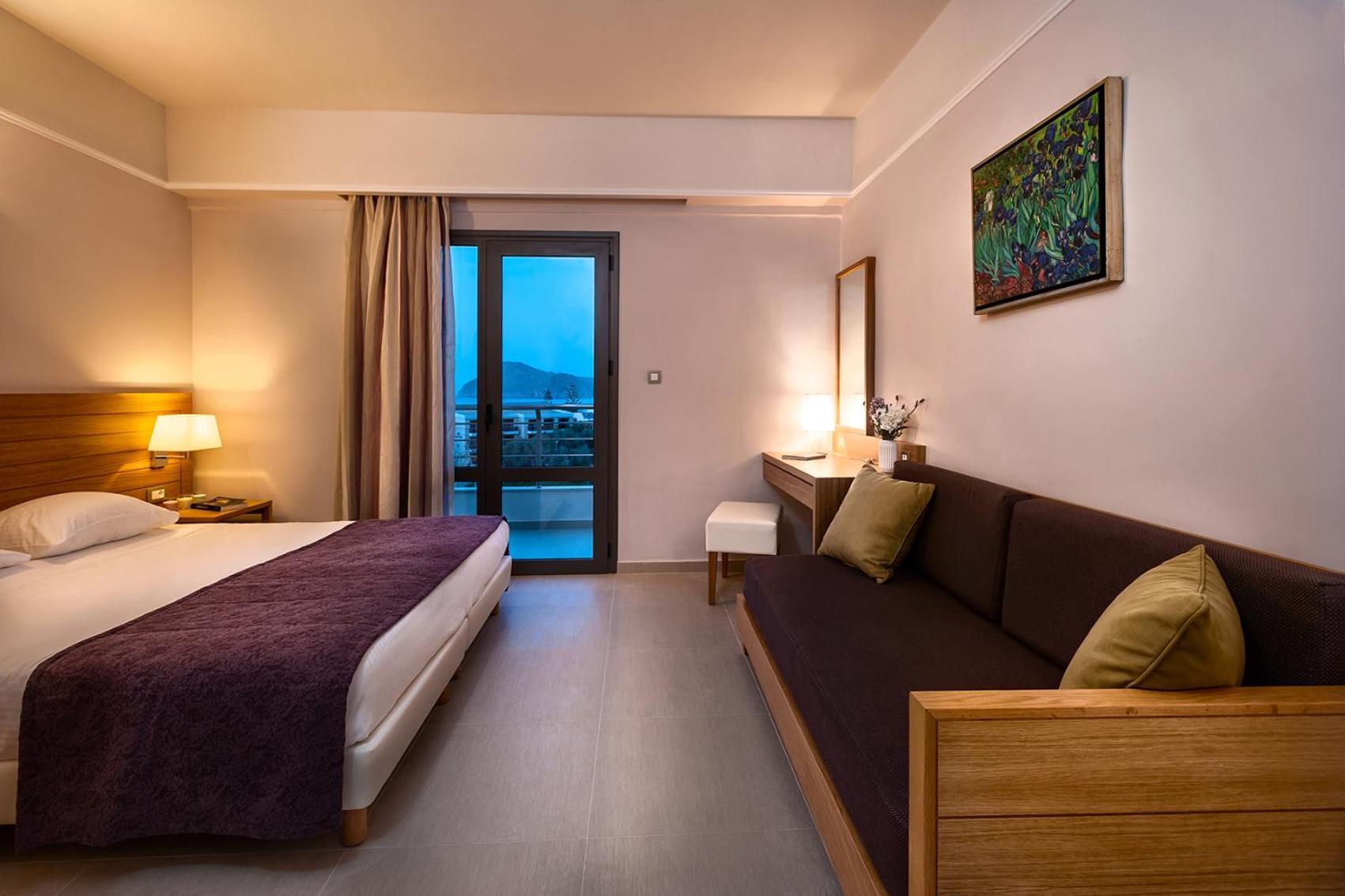 Porto Platanias Village Resort Екстериор снимка