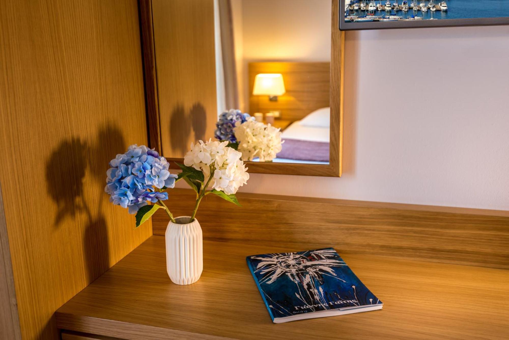 Porto Platanias Village Resort Стая снимка